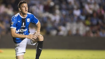 El defensa mexicano se dio tiempo de hablar sobre su posible salida de Gallos antes de viajar con el combinado nacional a Argentina.