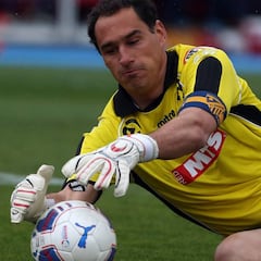 Las múltiples pellejerías de Jorge Manduca con Barnechea