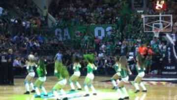 Las cheerleaders del encuentro.