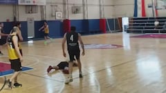 ¿Habrá algo más antideportivo que esto? Insólito lo que ocurrió en un partido de básquetbol en Argentina