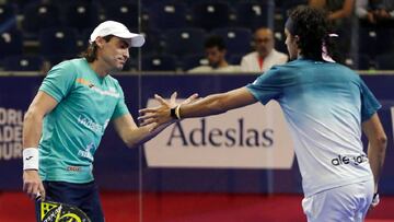 Mieres y Galán celebran su pase a octavos de final.