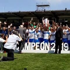 Así fue la simbólica entrega de la copa a la UC en San Carlos