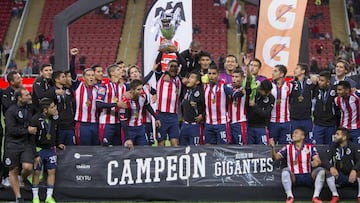 Desde el manch&oacute;n penal, por 5-3 luego de igualar 1-1 en el tiempo regular, el Reba&ntilde;o Sagrado ha ganado un partido amistoso que adornar&aacute; el libro de an&eacute;cdotas.