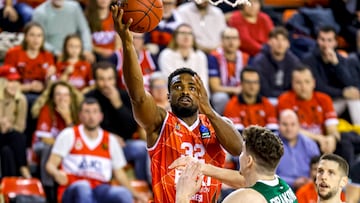 Contundente victoria del Baxi Manresa