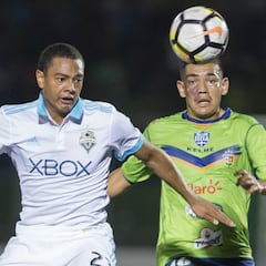 Con un mexicano, Santa Tecla remontó al Seattle Sounders en Concacaf Champions League