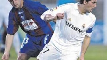 <b>SATISFECHO. </b>Joaquín Caparrós confía en cerrar el décimo fichaje de esta temporada en las próximas horas.