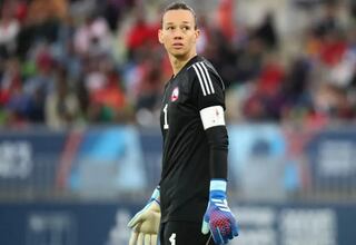 “Nos reunimos en...”: Luis Mena revela cómo convenció a Christiane Endler de volver a la Roja