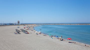 Playa de poniente de Almerimar (Almería), una de las premiadas con bandera azul.