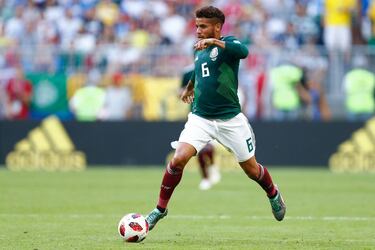 El menor de los dos Santos también ha perdido protagonismo. Sólo entró de cambio un partido esta Copa del Mundo ante Brasil para disputar 35 minutos ante Brasil