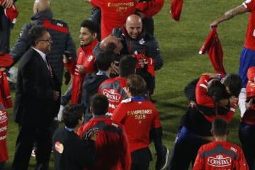 El 4 de julio, Chile logró el primer título de su historia tras adjudicarse la Copa América luego de vencer a Argentina en penales por 4-1. 