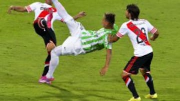 Edwin Cardona está haciendo una gran Copa Sudamericana, también la ida de la final ante River y ya llama la atención de los clubes europeos.