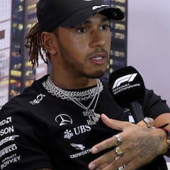 "Las estatuas de hombres racistas deberían ser derribadas"