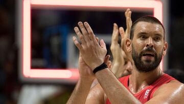 Spain&#039;s forward Marc Gasol celebrates after winning 86-77 the international friendly basketball match between Spain and France at Martin Carpena sportshall in Malaga, on July 8, 2021, as preparation for the Tokyo 2020 Olympic games. (Photo by JORGE GUERRERO / AFP)