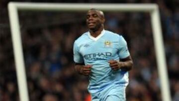 Micah Richards podría volver mañana tras 7 meses lesionado