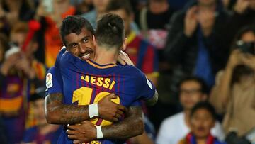 Soccer Football - Santander La Liga - FC Barcelona vs Eibar - Camp Nou, Barcelona, Spain - September 19, 2017 Barcelona’s Paulinho celebrates scoring their second goal with Lionel Messi REUTERS/Albert Gea