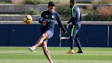 Rosales, ejercitándose en el Ciudad de Málaga.