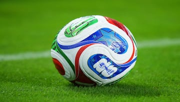 MIAMI GARDENS, FLORIDA - OCTOBER 10: Trionda, the official match ball, prior to the International Friendly between Argentina and Venezuela at Hard Rock Stadium on October 10, 2025 in Miami Gardens, Florida. The Adidas Trionda will be used in the 2026 FIFA World Cup. Rich Storry/Getty Images/AFP (Photo by Rich Storry / GETTY IMAGES NORTH AMERICA / Getty Images via AFP)