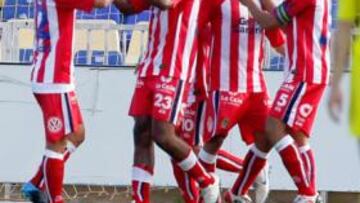 <b>FESTÍN DE GOLES. </b>Los dos equipos deleitaron a la afición presente en el Mini Estadio con un encuentro plagado de ocasiones y goles.