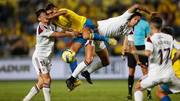 Riki Rodríguez, en un lance del juego ante la UD Las Palmas.