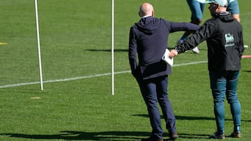 Manolo Higuera y José Alberto, del Racing.