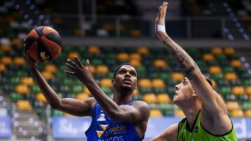 San Pablo Burgos recupera su mejor versión y vence al Fuenla