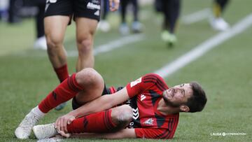 Martón estará como mínimo tres meses de baja.