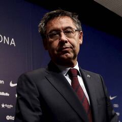Bartomeu convoca para el lunes una junta de urgencia