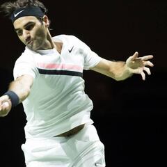 Federer, en versión exprés en su asalto al número uno