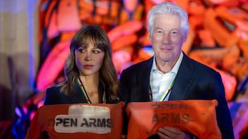 La publicista y empresaria Alejandra Gere, y el actor Richard Gere, durante el 10º aniversario de Open Arms, en la Llotja de Mar, a 29 de septiembre de 2025, en Barcelona, Catalunya (España). Open Arms, fundada en 2015 en respuesta a la crisis humanitaria en Lesbos, celebra hoy los 10 años desde su creación en los que han rescatado más de 72.000 personas en el mar Mediterráneo.
29 SEPTIEMBRE 2025
Lorena Sopêna / Europa Press
29/09/2025