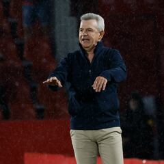 Javier Aguirre y Mallorca hunden al Valencia