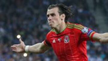 Bale, celebra un gol durante un partido con Gales.