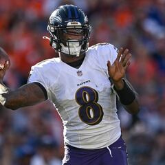 Who plays Monday night football tonight week 5?