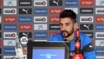 Álvaro González en rueda de prensa