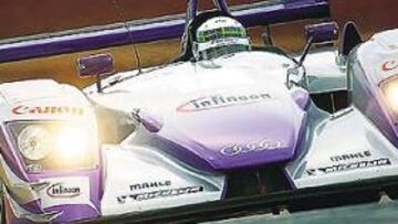 <b>GANÓ MCNISH. </b> El antiguo piloto de Toyota en la Fórmula 1 se impuso en la carrera de Silverstone.