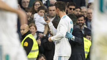 Cristiano pidió un móvil para ver cómo sangraba su herida