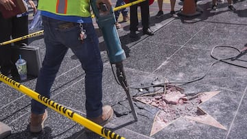 Destrozan la estrella de Donald Trump en el Paseo de la Fama