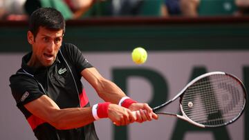 Djokovic cruises into record 12th Roland Garros quarter-final