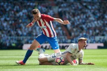 Saúl Ñíguez y Toni Kroos 