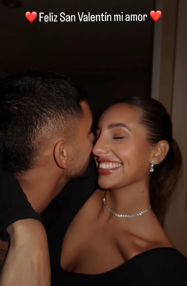 "Feliz San Valentín mi amor".