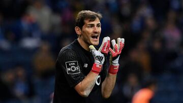 Iker Casillas returns to Porto starting XI after four months out
