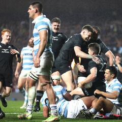 Los All Blacks recuperan la memoria y le dan una paliza a Los Pumas