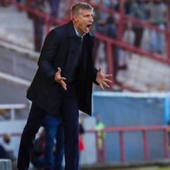 Martín Palermo se estrena