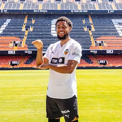 Oficiais: Denjuma 'Picar' em Mestalla