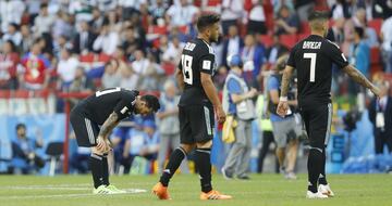 La histórica camiseta albiceleste ha arrastrado su prestigio en este Mundial, con sólo un punto de seis posibles tras un empate con Islandia y la derrota contra Croacia.