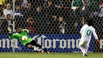 Ese mismo espíritu implacable permanece en el de Montfermeil, quien tuvo un refresh de memoria cuando vio en el banquillo dirigente de su rival a Miguel ‘Piojo’ Herrera, DT que ya quedó parcialmente fuera del sueño mundialista.