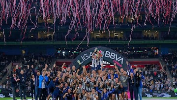 during the final second leg match between Monterrey and Tigres UANL as part of the Liga BBVA MX Femenil, Torneo Apertura 2024 at BBVA Bancomer Stadium on November 25, 2024 in Monterrey, Nuevo Leon, Mexico.