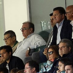 El Elche quiere usar el exceso de presupuesto para rescindir contratos