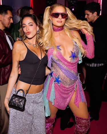 Paris Hilton y Tini Stoessel.