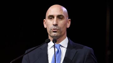 Rubiales se querella contra la arquitecta Yasmina Eid