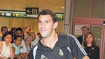 <b>EN BARAJAS. </b>Maxi aterrizó ayer en Madrid procedente de Alemania.